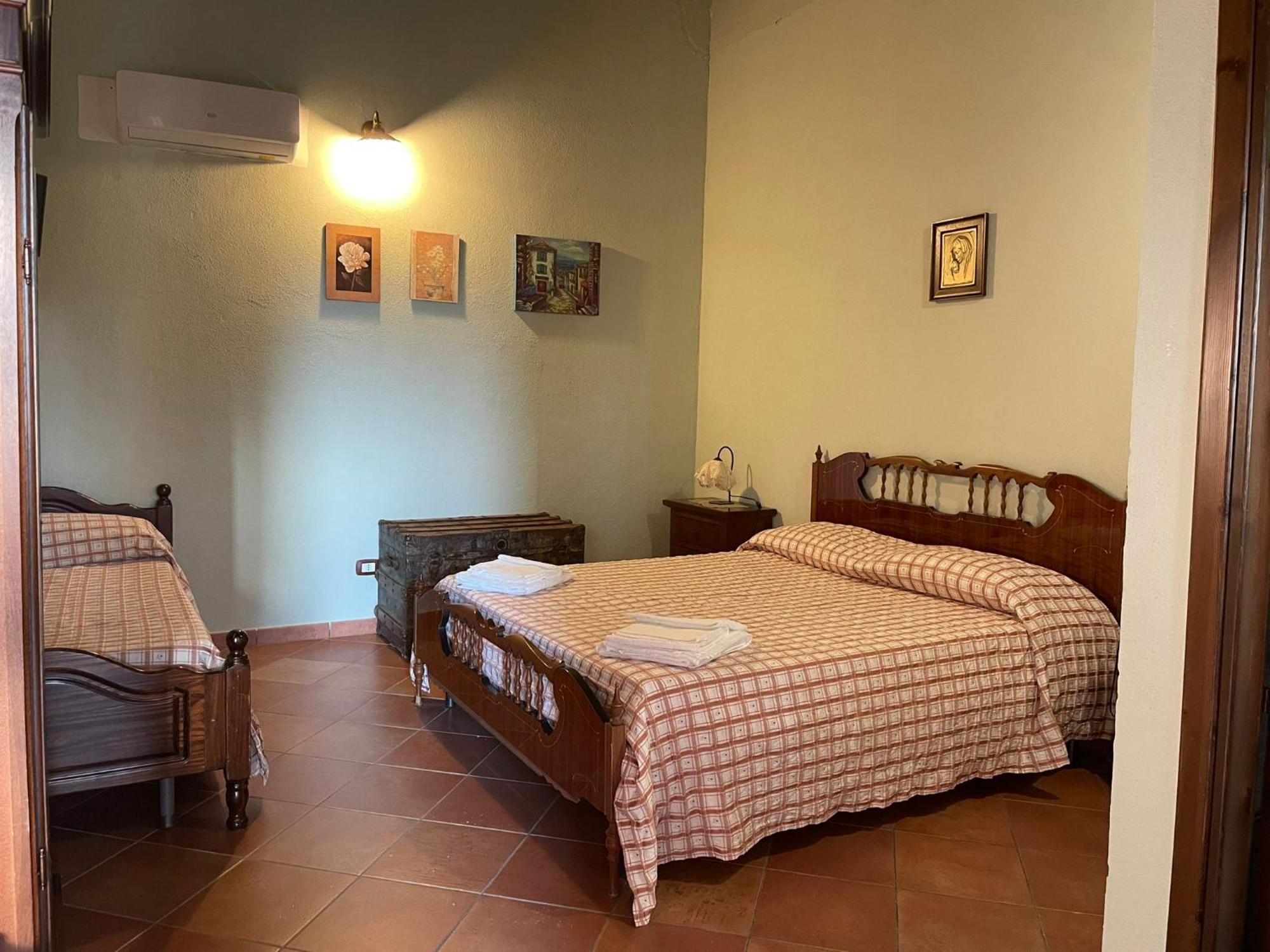 Ponte Calatrasi Agriturismo Roccamena Exteriér fotografie