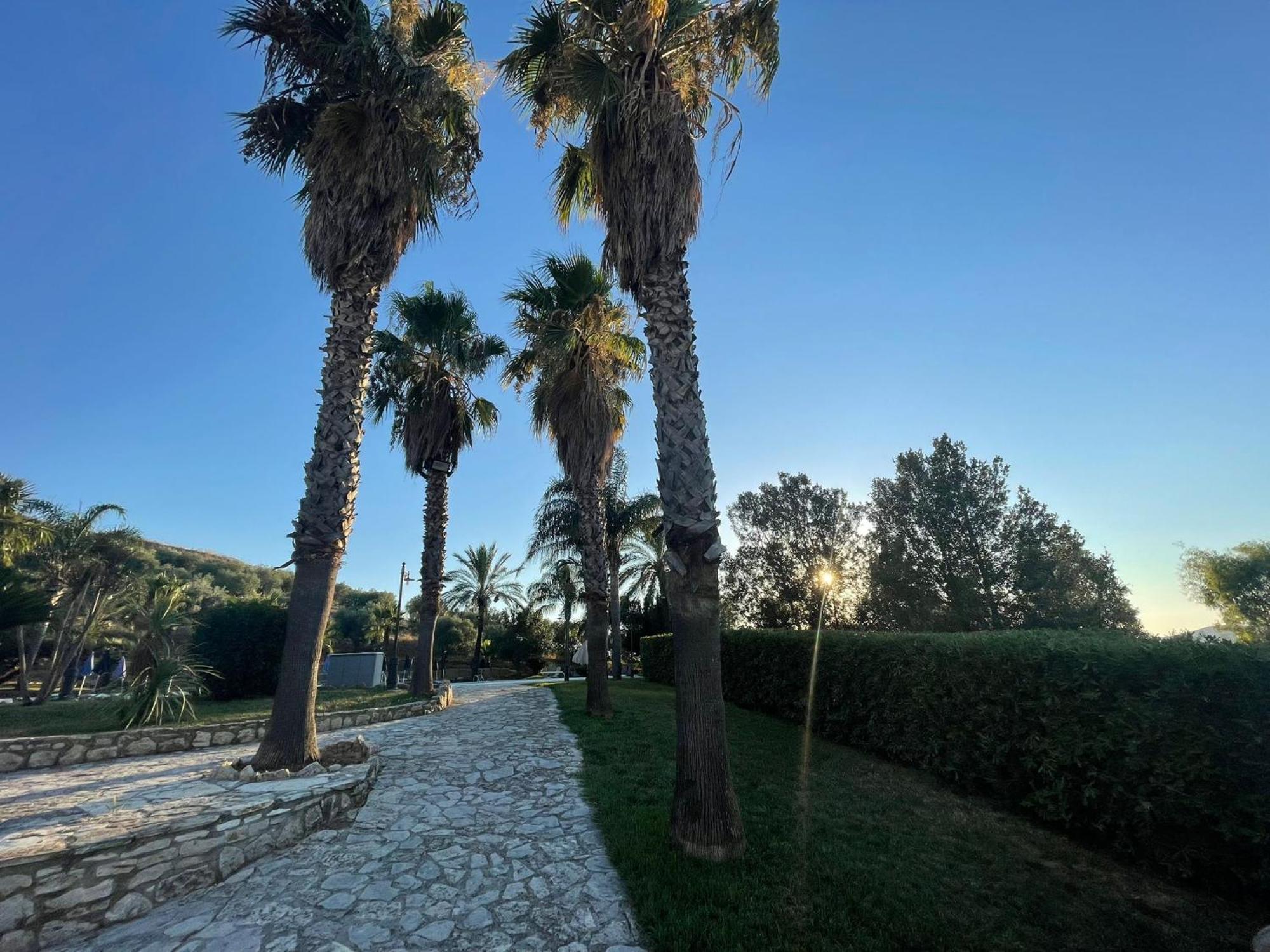Ponte Calatrasi Agriturismo Roccamena Exteriér fotografie